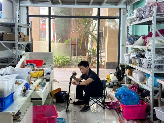 “发明家”唐浩雄我的枕头终于走出了海南冰球突破爆百万大奖我在自贸港：儋州本土(图3)