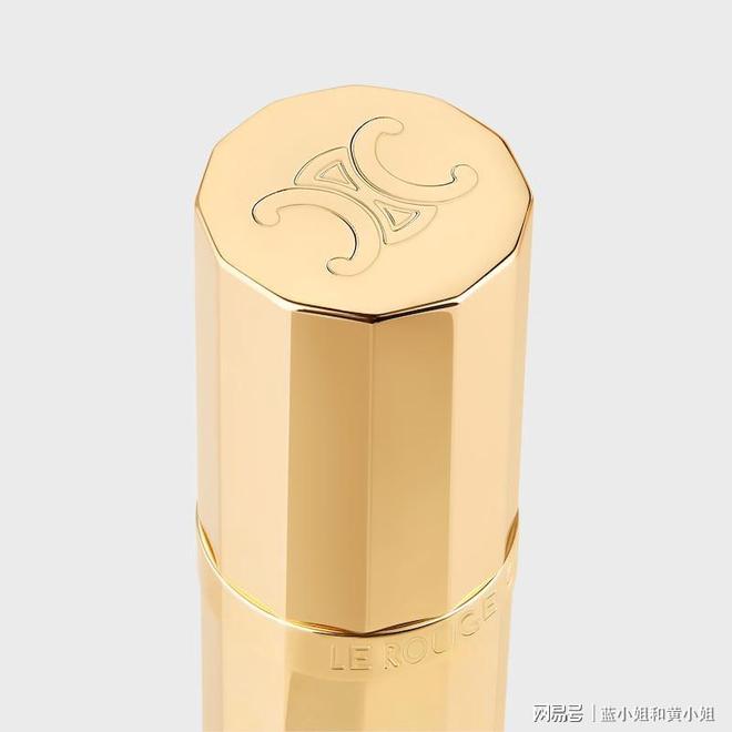 TÉ｜以唇为诗演绎法式优雅的彩妆仪式冰球突破平台CELINE BEAU(图11)